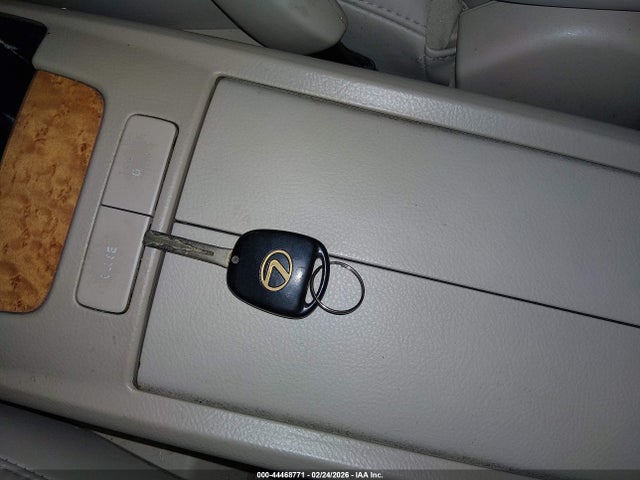 44468771 :رقم المزاد ، 2T2HK31U78C050469 vin ، 2008 Lexus Rx 350 مزاد بيع