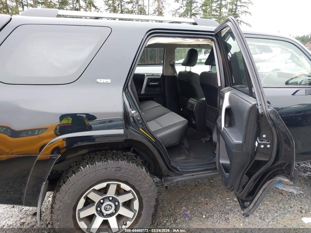 2020 TOYOTA 4RUNNER JTEBU5JR1L5828231 Photo 7