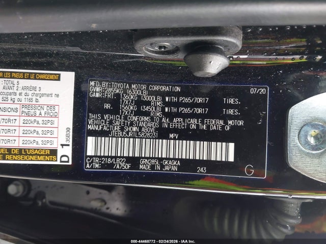 2020 TOYOTA 4RUNNER JTEBU5JR1L5828231 Photo 8