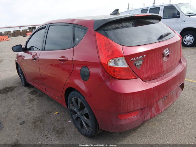 2013 HYUNDAI ACCENT KMHCU5AE7DU066421 Photo 2