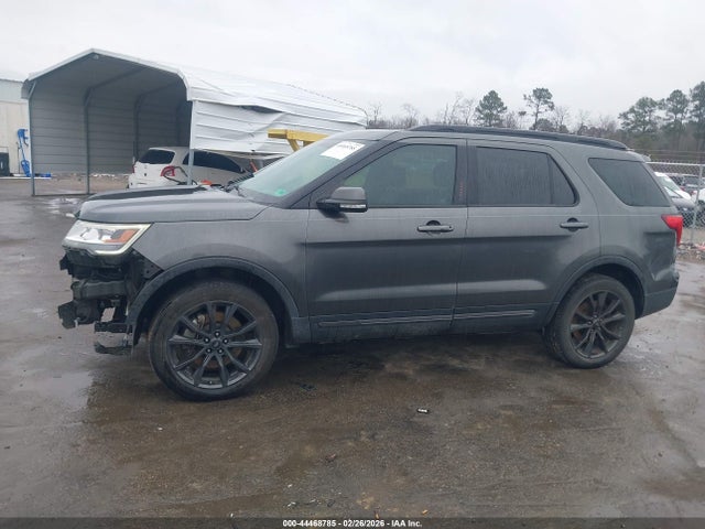 1FM5K8D81HGD77885 Ford EXPLORER XLT