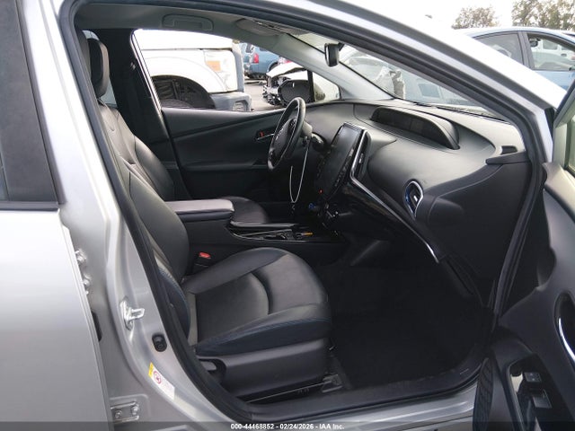 JTDKARFU2L3107896 Toyota Prius Limited