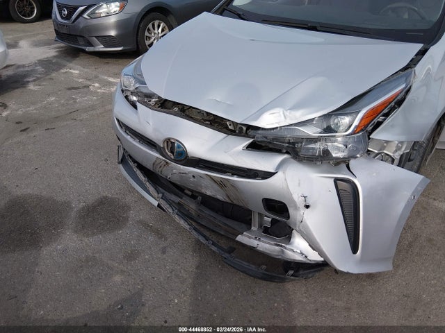JTDKARFU2L3107896 Toyota Prius Limited