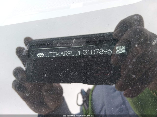 JTDKARFU2L3107896 Toyota Prius Limited