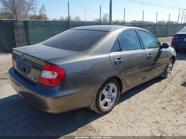 2004 Toyota Camry Se V6 მანქანა იყიდება აუქციონზე, vin: 4T1BA32K34U034272, აუქციონის ნომერი: 44468859