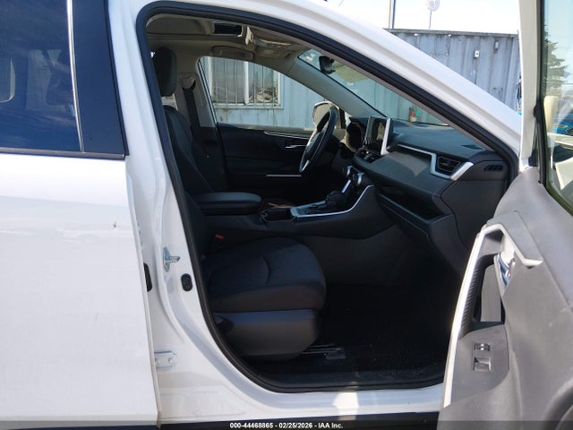 2023 TOYOTA RAV4 HYBRID JTMRWRFV7PD576359 Photo 4