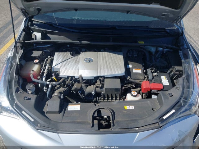 JTDKARFUXH3047079 Toyota Prius Three