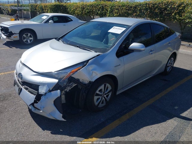JTDKARFUXH3047079 Toyota Prius Three