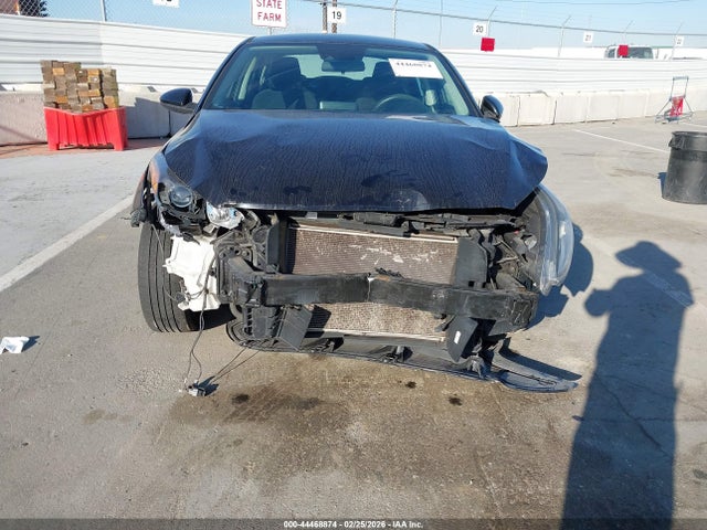 3KPF24AD2KE118588 KIA Forte Lxs