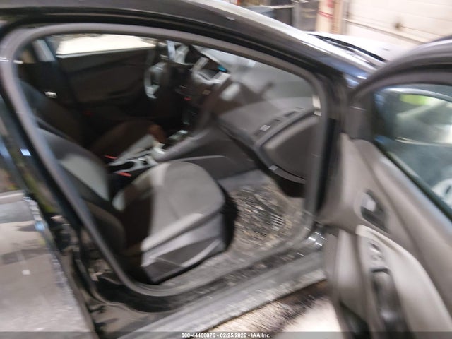 2013 FORD FOCUS 1FADP3E25DL189974 Photo 4