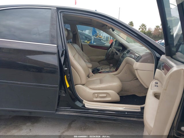 Aukcja sprzedaży 2002 Lexus Es 300, vin: JTHBF30G820059904, numer aukcji: 44468881
