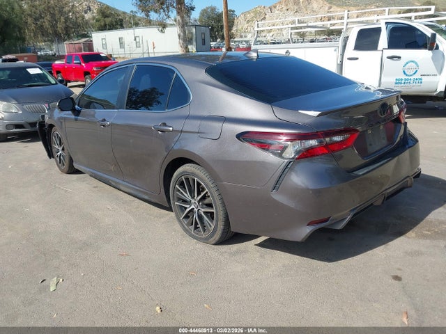 4T1T11AK9NU692626 Toyota CAMRY SE