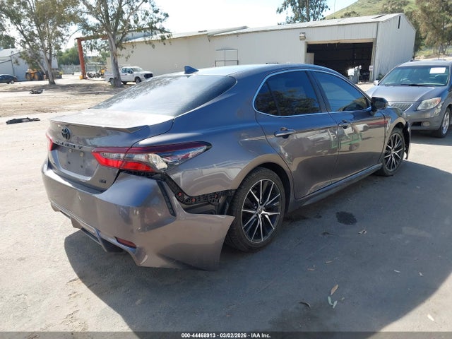 4T1T11AK9NU692626 Toyota CAMRY SE