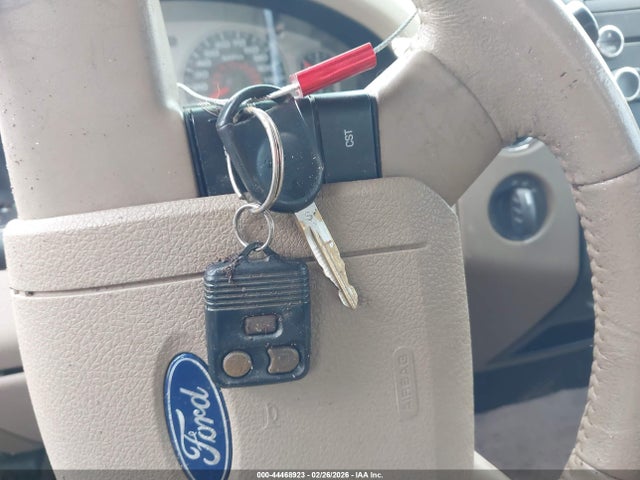 44468923 :رقم المزاد ، 1FTPX14V58KB21242 vin ، 2008 Ford F-150 Xlt مزاد بيع