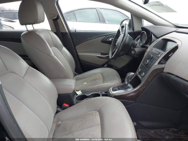 44468944 :رقم المزاد ، 1G4PR5SK8E4141863 vin ، 2014 Buick Verano Convenience Group مزاد بيع