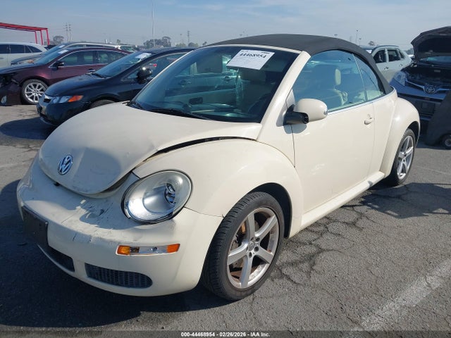44468954 :رقم المزاد ، 3VWRG31Y08M416256 vin ، 2008 Volkswagen New Beetle Se مزاد بيع