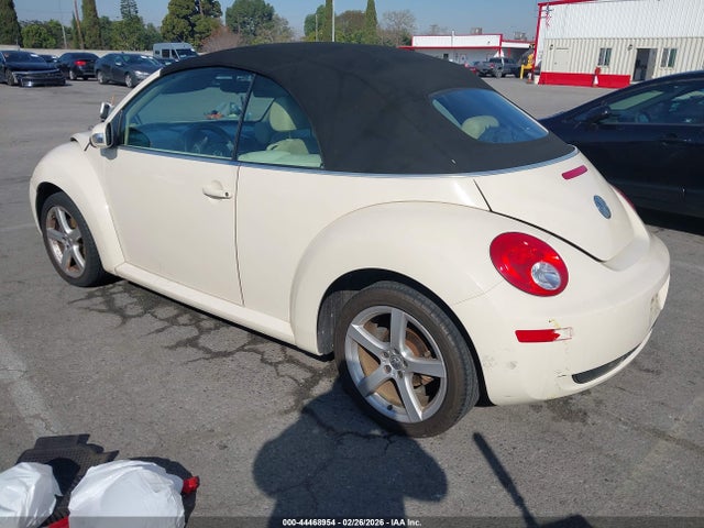 44468954 :رقم المزاد ، 3VWRG31Y08M416256 vin ، 2008 Volkswagen New Beetle Se مزاد بيع