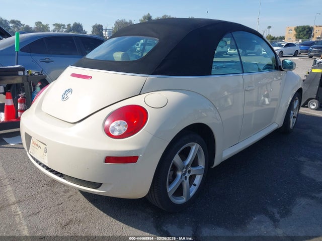 44468954 :رقم المزاد ، 3VWRG31Y08M416256 vin ، 2008 Volkswagen New Beetle Se مزاد بيع