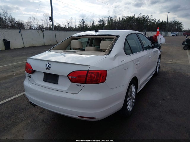 44468966 :رقم المزاد ، 3VWLL7AJ5DM392669 vin ، 2013 Volkswagen Jetta 2.0l Tdi مزاد بيع