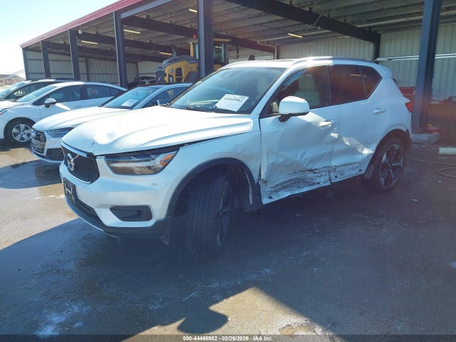 2021 VOLVO XC40 YV4162UK5M2428129 Photo 1