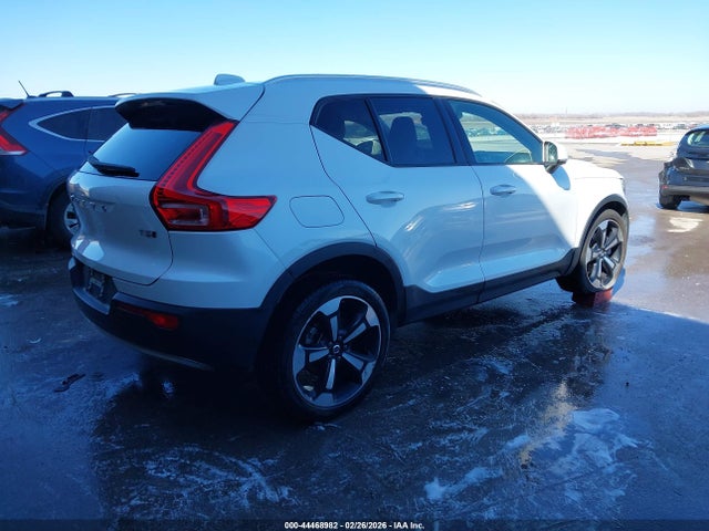 2021 VOLVO XC40 YV4162UK5M2428129 Photo 3