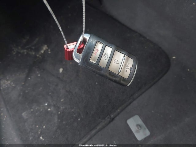 2016 KIA K900 KNALU4D33G6032619 Photo 10