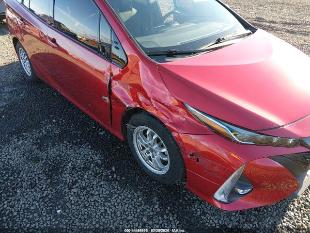 Toyota Prius Prime Advanced 2017 JTDKARFP8H3063484 Image 6