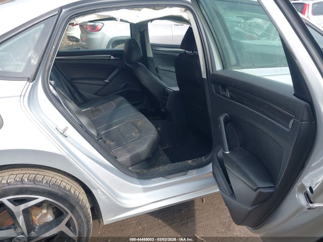 44469003 :رقم المزاد ، 1VWMA7A34LC023572 vin ، 2020 Volkswagen Passat 2.0t R-line مزاد بيع