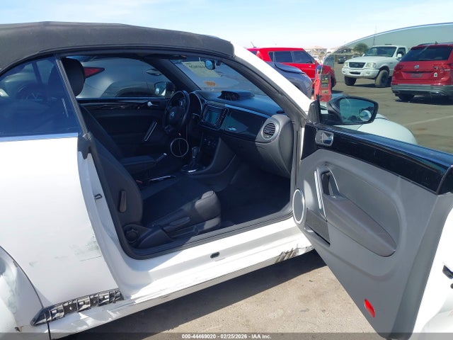 2013 Volkswagen Beetle 2.0t მანქანა იყიდება აუქციონზე, vin: 3VW7A7AT6DM811749, აუქციონის ნომერი: 44469020
