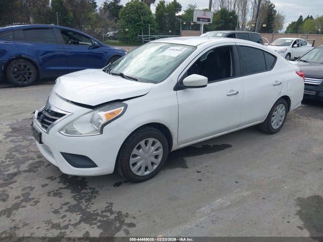 3N1CN7AP1FL803644 Nissan Versa 1.6 Sv