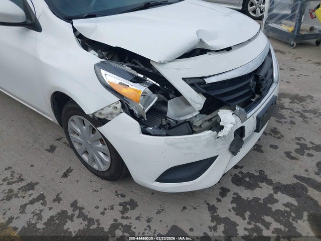 3N1CN7AP1FL803644 Nissan Versa 1.6 Sv