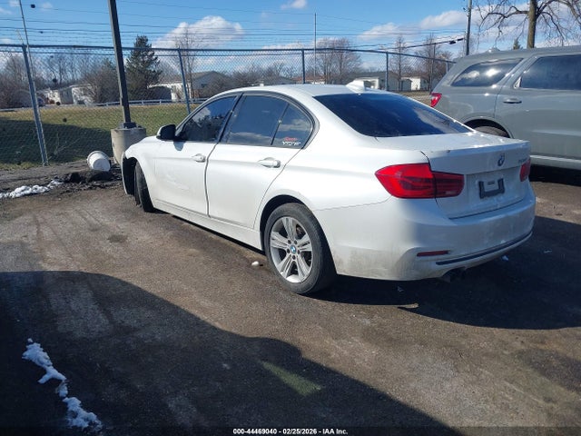 Продаж на аукціоні авто 2016 Bmw 328i, vin: WBA8E9G51GNT86514, номер лоту: 44469040