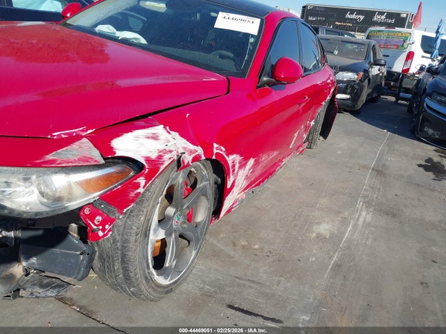 Alfa Romeo Giulia Rwd 2017 ZARFAEBN2H7551780 Image 18