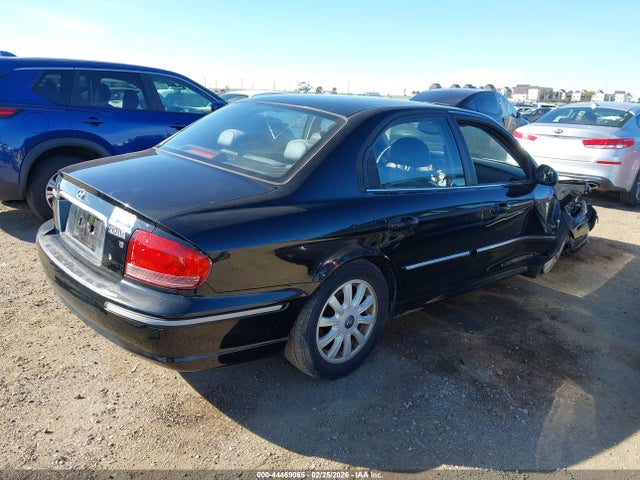 2003 HYUNDAI SONATA KMHWF35H63A895898 Photo 3