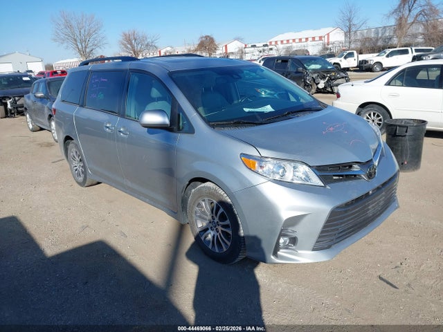 2019 TOYOTA SIENNA 5TDYZ3DC2KS011290