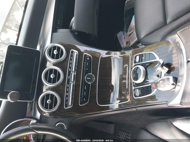 2018 Mercedes-benz C 300 მანქანა იყიდება აუქციონზე, vin: WDDWF4JB3JR404302, აუქციონის ნომერი: 44469093