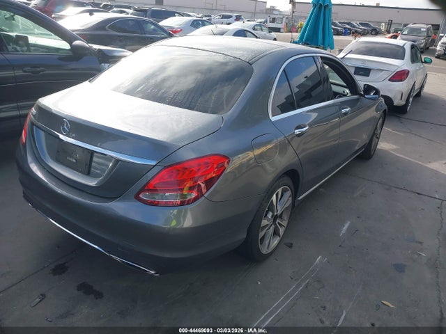 2018 Mercedes-benz C 300 მანქანა იყიდება აუქციონზე, vin: WDDWF4JB3JR404302, აუქციონის ნომერი: 44469093