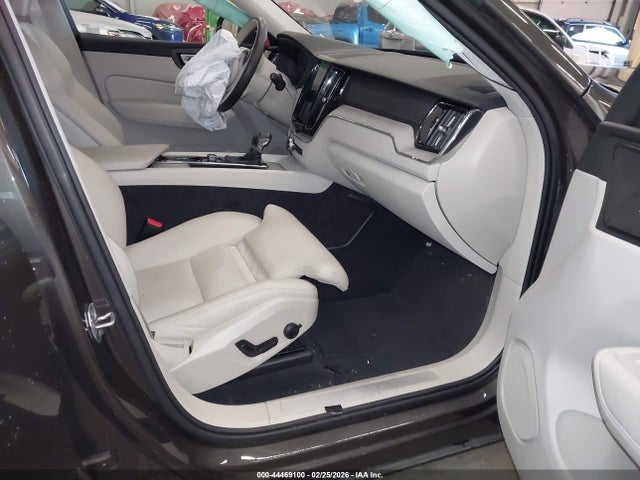 2020 VOLVO XC60 YV4A22RL8L1572193 Photo 4