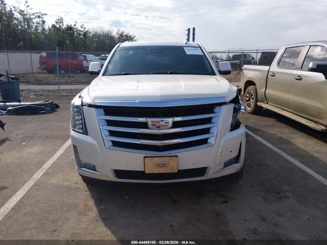 44469105 :رقم المزاد ، 1GYS4MKJ4FR518153 vin ، 2015 Cadillac Escalade Luxury مزاد بيع