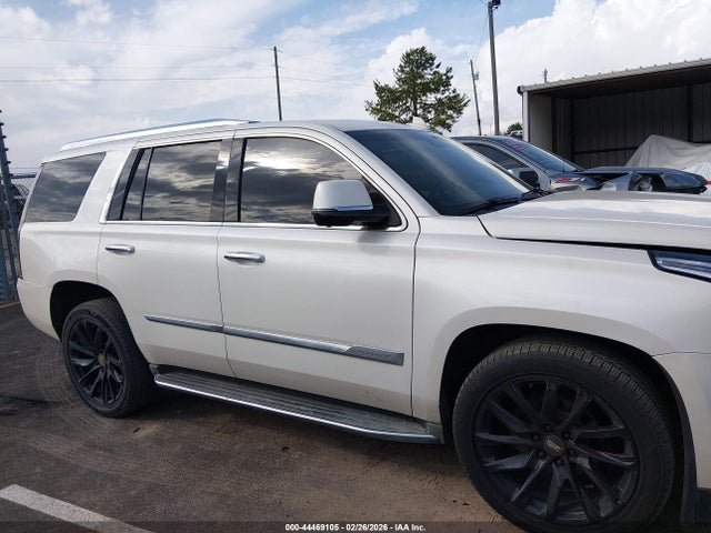 44469105 :رقم المزاد ، 1GYS4MKJ4FR518153 vin ، 2015 Cadillac Escalade Luxury مزاد بيع