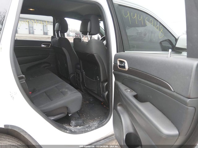 Продаж на аукціоні авто 2015 Jeep Grand Cherokee Laredo, vin: 1C4RJFAG5FC675157, номер лоту: 44469108