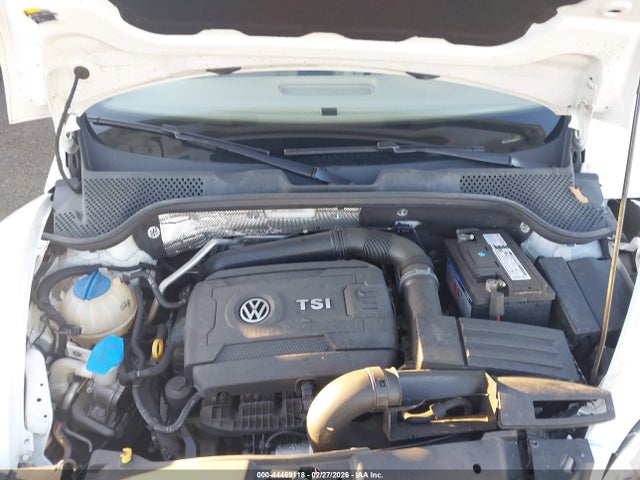 3VW517AT5GM808756 Volkswagen Beetle 1.8t Se