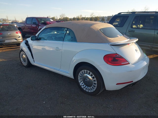 3VW517AT5GM808756 Volkswagen Beetle 1.8t Se