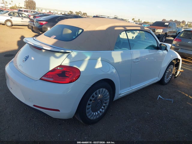 3VW517AT5GM808756 Volkswagen Beetle 1.8t Se