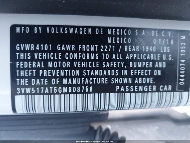 3VW517AT5GM808756 Volkswagen Beetle 1.8t Se