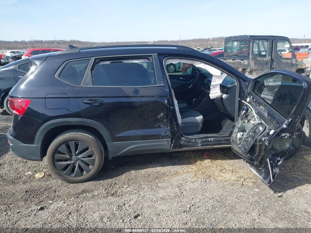 2024 Volkswagen Taos 1.5t S მანქანა იყიდება აუქციონზე, vin: 3VV5X7B25RM130375, აუქციონის ნომერი: 44469137
