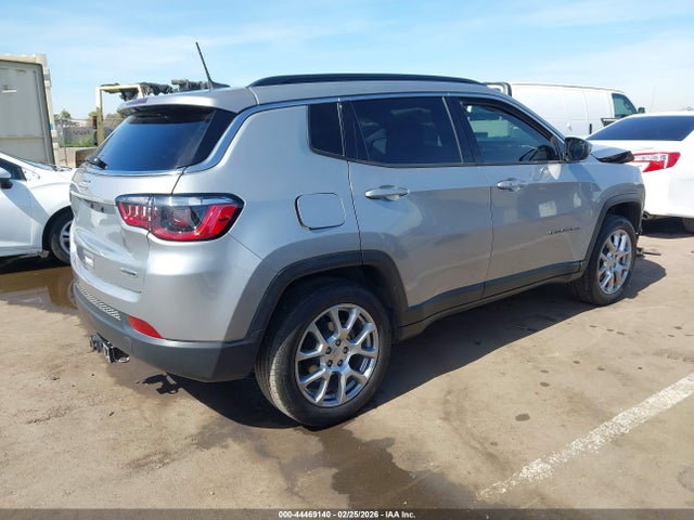 2022 JEEP COMPASS 3C4NJDFB8NT187064 Photo 3