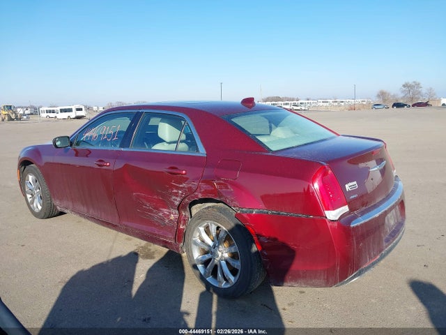 Продажа на аукционе авто 2016 Chrysler 300 Limited, vin: 2C3CCARG0GH208805, номер лота: 44469151