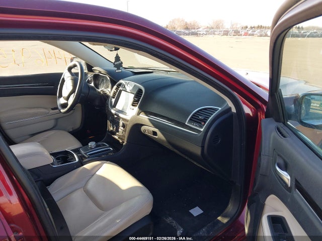 Продажа на аукционе авто 2016 Chrysler 300 Limited, vin: 2C3CCARG0GH208805, номер лота: 44469151