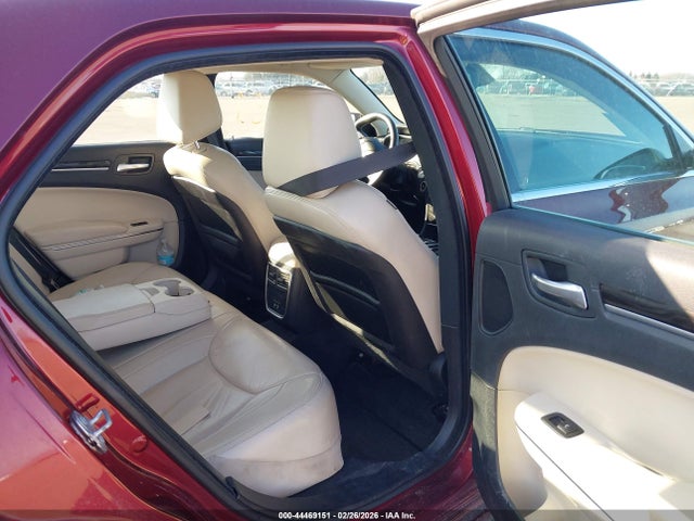 Продажа на аукционе авто 2016 Chrysler 300 Limited, vin: 2C3CCARG0GH208805, номер лота: 44469151
